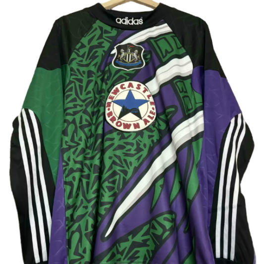 Retro Newcastle United 1995-96 Goalkeeper Long Sleeve Jersey | Vintage Premier League Soccer Shirt